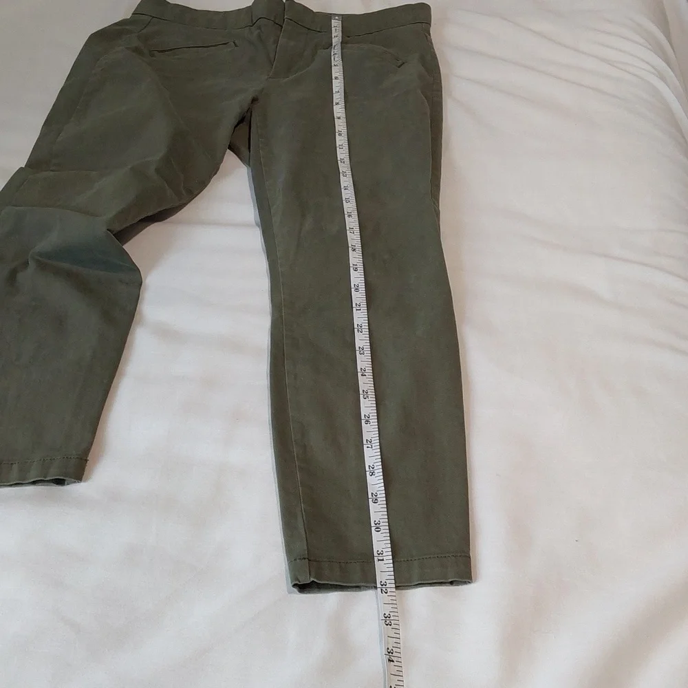 Gap Ultra Skinny Crop Stretch‎ Pants! Green. Size 6A.